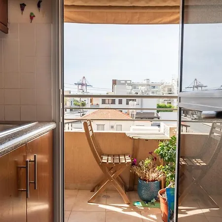 Modern 2br - Near Casino & Mymall - 3km * לימסול