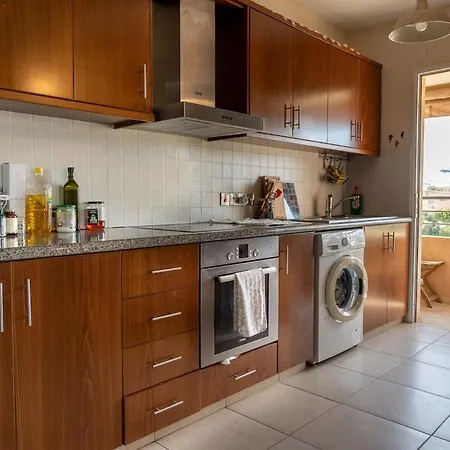 Modern 2br - Near Casino & Mymall - 3km דירה *