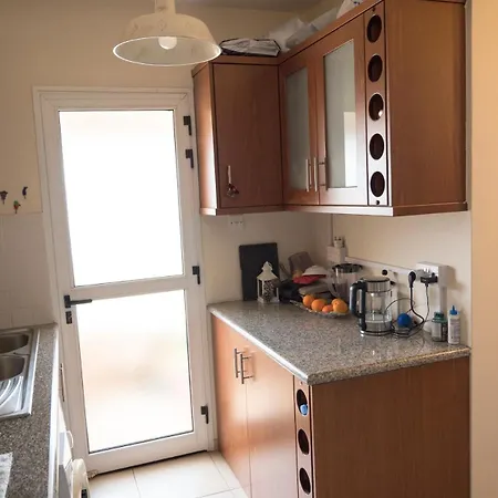 Modern 2br - Near Casino&mymall - 3km *
