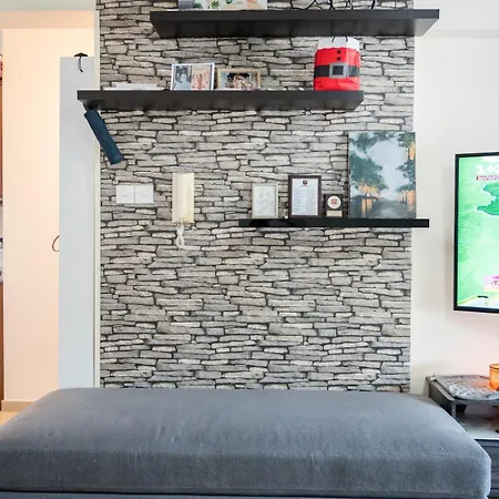Apartment Modern 2br - Near Casino & Mymall - 3km Limassol